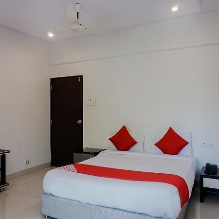 Dreams Holiday Resort Lonavala Extérieur photo