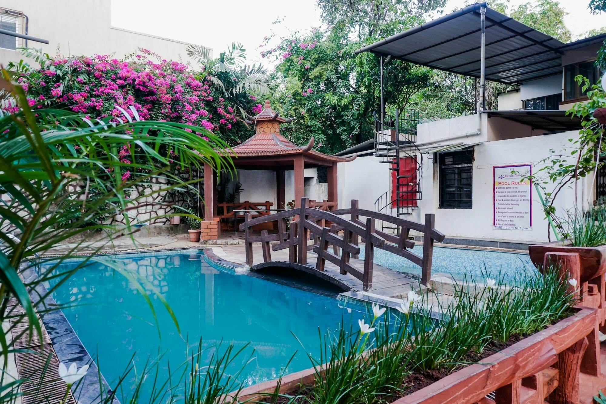 Dreams Holiday Resort Lonavala Extérieur photo